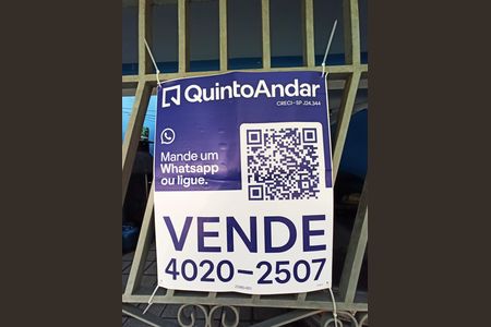 Casa à venda com 340m², 2 quartos e 3 vagas Casa à venda com 340m², 2 quartos e 3 vagasPlaca instalada em 17/06, cód. ZGMD-651
