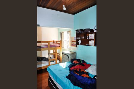 Casa à venda com 340m², 2 quartos e 3 vagas Casa à venda com 340m², 2 quartos e 3 vagasDetalhe - Quarto 02