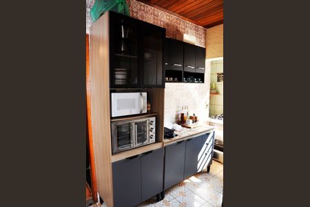 Casa à venda com 340m², 2 quartos e 3 vagas Casa à venda com 340m², 2 quartos e 3 vagasDetalhe - Cozinha