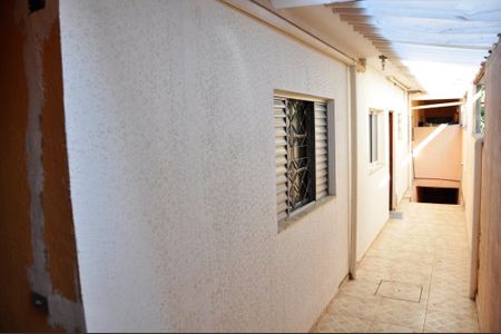 Casa à venda com 340m², 2 quartos e 3 vagas Casa à venda com 340m², 2 quartos e 3 vagasCasa 02