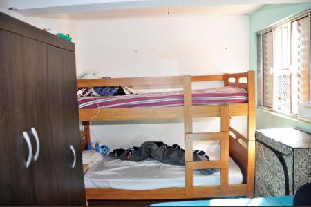Casa à venda com 340m², 2 quartos e 3 vagas Casa à venda com 340m², 2 quartos e 3 vagasDetalhe - Quarto 02