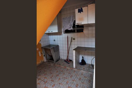 Casa à venda com 340m², 2 quartos e 3 vagas Casa à venda com 340m², 2 quartos e 3 vagasCasa 02 - Área de Serviço