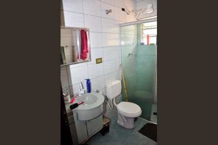 Casa à venda com 340m², 2 quartos e 3 vagas Casa à venda com 340m², 2 quartos e 3 vagasDetalhe - Banheiro Social