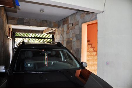 Casa à venda com 340m², 2 quartos e 3 vagas Casa à venda com 340m², 2 quartos e 3 vagasGaragem