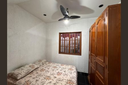 Casa à venda com 420m², 2 quartos e 2 vagas Casa à venda com 420m², 2 quartos e 2 vagasQuarto