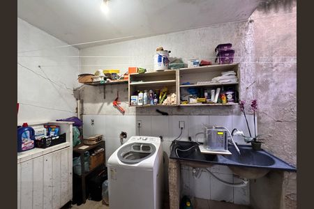 Casa à venda com 420m², 2 quartos e 2 vagas Casa à venda com 420m², 2 quartos e 2 vagasÁrea de Serviço