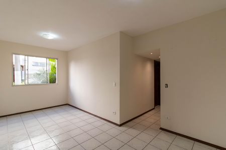 Sala de apartamento para alugar com 2 quartos, 56m² em Jardim Cocaia, Guarulhos