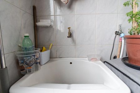 Cozinha e Área de Serviço de apartamento para alugar com 2 quartos, 64m² em Vila Nivi, São Paulo