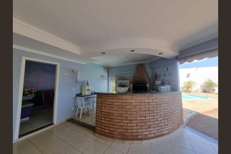 Casa de condomínio à venda com 465m², 3 quartos e 3 vagas Casa de condomínio à venda com 465m², 3 quartos e 3 vagasCozinha