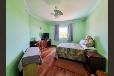 Casa de condomínio à venda com 465m², 3 quartos e 3 vagas Casa de condomínio à venda com 465m², 3 quartos e 3 vagasQuarto 1