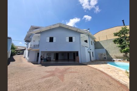 Casa de condomínio à venda com 465m², 3 quartos e 3 vagas Casa de condomínio à venda com 465m², 3 quartos e 3 vagasGaragem