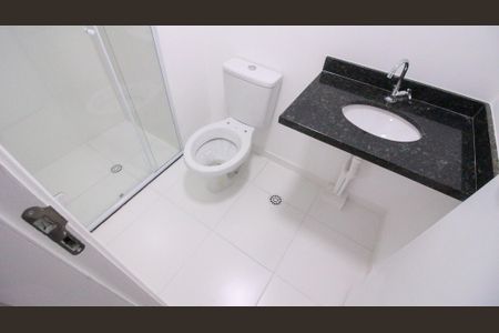 Banheiro de apartamento para alugar com 1 quarto, 29m² em Jardim Angela (zona Leste), São Paulo