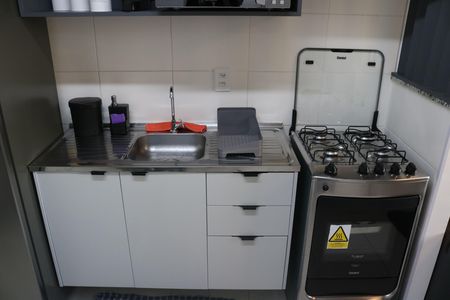 Cozinha de apartamento à venda com 1 quarto, 27m² em Barra Funda, São Paulo