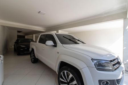 Garagem de casa à venda com 4 quartos, 450m² em Vila Rosalia, Guarulhos