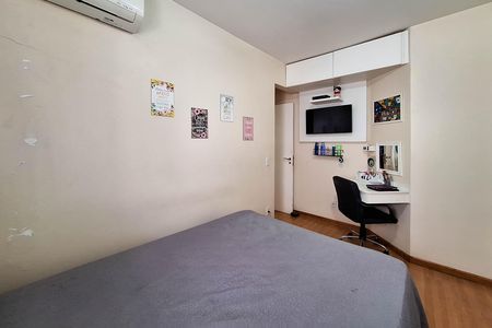 Apartamento à venda com 84m², 2 quartos e 1 vagaQuarto 2