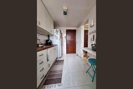 Apartamento à venda com 84m², 2 quartos e 1 vagaCozinha