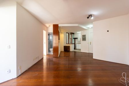 Apartamento à venda com 68m², 1 quarto e 1 vagaSala