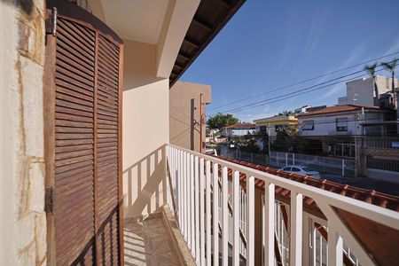 Casa para alugar com 110m², 3 quartos e 2 vagasVaranda