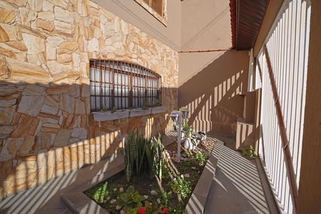 Casa para alugar com 110m², 3 quartos e 2 vagasGaragem