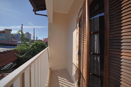 Casa para alugar com 110m², 3 quartos e 2 vagasVaranda