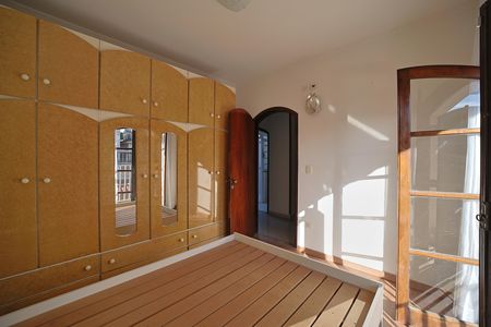 Casa para alugar com 110m², 3 quartos e 2 vagasQuarto 3