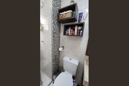 Apartamento à venda com 43m², 2 quartos e 1 vaga Apartamento à venda com 43m², 2 quartos e 1 vagaBanheiro
