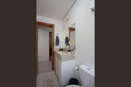 Apartamento à venda com 110m², 3 quartos e 1 vaga Apartamento à venda com 110m², 3 quartos e 1 vagaBanheiro