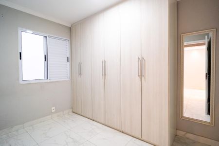 Quarto 2 de apartamento para alugar com 2 quartos, 47m² em Jardim Guaruja, Sorocaba