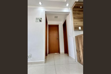 Apartamento à venda com 52m², 2 quartos e 1 vagaCorredor