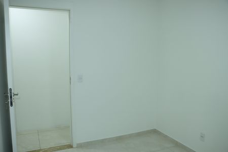Apartamento para alugar com 2 quartos, 48m² em Jardim Santa Paula, Cotia