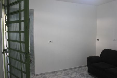 Casa para alugar com 70m², 2 quartos e 1 vagaSala 