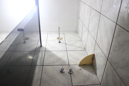 Casa para alugar com 70m², 2 quartos e 1 vagaBanheiro 