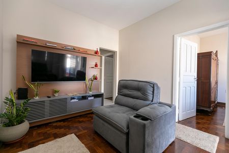 SALA DE TV de casa para alugar com 4 quartos, 270m² em Vila Marieta, Campinas