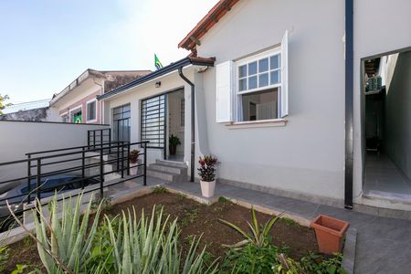 Casa para alugar com 270m², 4 quartos e 1 vaga Casa para alugar com 270m², 4 quartos e 1 vagaFRENTE DO IMÓVEL