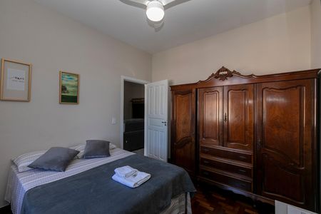 Casa para alugar com 270m², 4 quartos e 1 vaga Casa para alugar com 270m², 4 quartos e 1 vagaQUARTO Nº 1