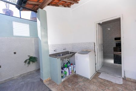 Casa para alugar com 270m², 4 quartos e 1 vaga Casa para alugar com 270m², 4 quartos e 1 vagaÁREA DE SERVIÇO
