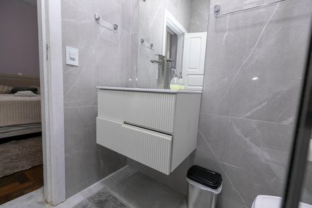 Casa para alugar com 270m², 4 quartos e 1 vaga Casa para alugar com 270m², 4 quartos e 1 vagaBANHEIRO QUARTO Nº 2 - SUITE