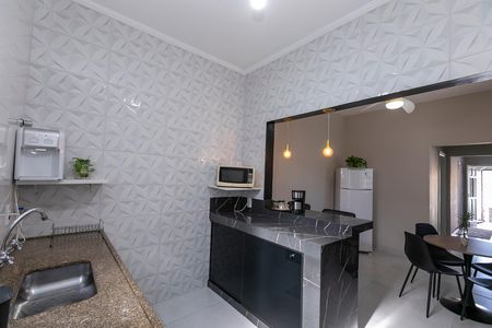 Casa para alugar com 270m², 4 quartos e 1 vaga Casa para alugar com 270m², 4 quartos e 1 vagaCOZINHA E SALA DE JANTAR