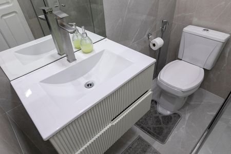 Casa para alugar com 270m², 4 quartos e 1 vaga Casa para alugar com 270m², 4 quartos e 1 vagaBANHEIRO QUARTO Nº 2 - SUITE