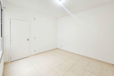 Sala de apartamento para alugar com 2 quartos, 40m² em Cosmos, Rio de Janeiro