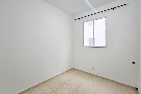 Quarto 1 de apartamento para alugar com 2 quartos, 40m² em Cosmos, Rio de Janeiro