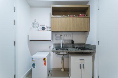 Studio à venda com 27m², 1 quarto e sem vaga Studio à venda com 27m², 1 quarto e sem vagaCozinha