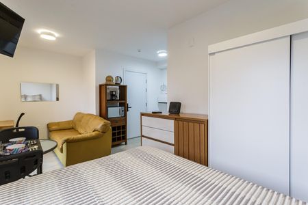 Studio à venda com 27m², 1 quarto e sem vaga Studio à venda com 27m², 1 quarto e sem vagaStudio