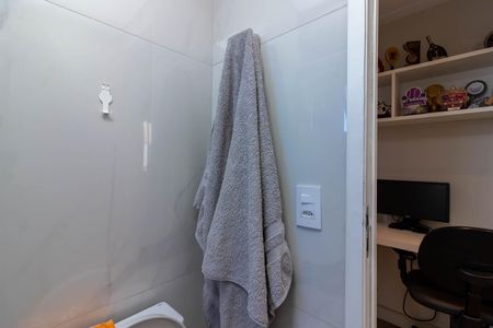 Apartamento à venda com 66m², 3 quartos e 2 vagasBanheiro da Suíte