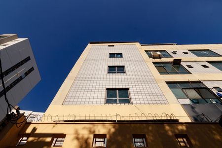Studio para alugar com 48m², 1 quarto e sem vaga Studio para alugar com 48m², 1 quarto e sem vagaFachada