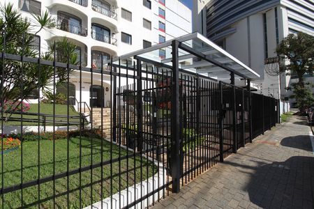 Apartamento para alugar com 70m², 2 quartos e 2 vagasFachada