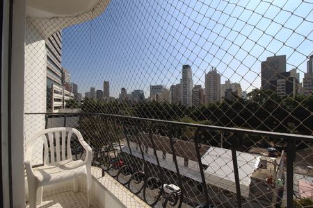 Varanda de apartamento para alugar com 2 quartos, 70m² em Vila Olímpia, São Paulo