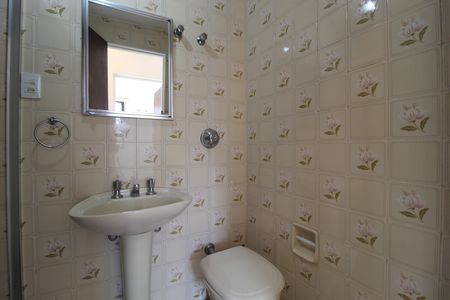 Apartamento para alugar com 70m², 2 quartos e 2 vagasBanheiro Social