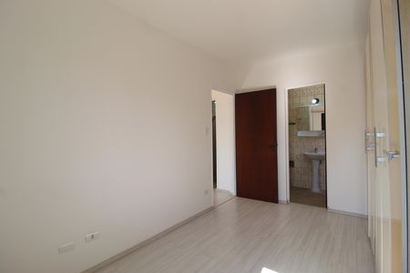 Apartamento para alugar com 70m², 2 quartos e 2 vagasQuarto 2 - Suíte