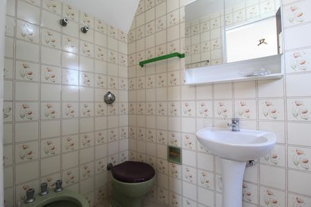 Apartamento para alugar com 70m², 2 quartos e 2 vagasBanheiro da Suíte